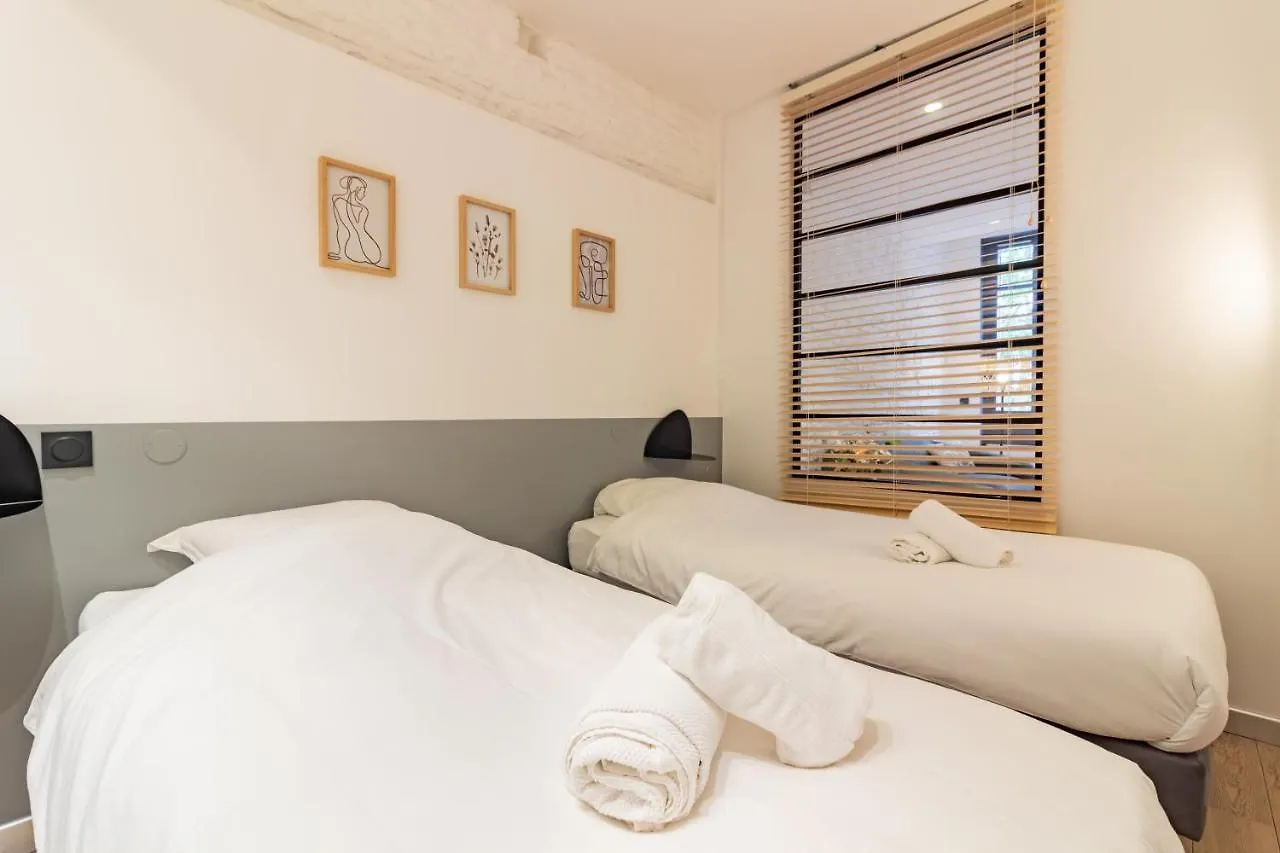 Apartment 404 - Wonder Appart - Vue Garonne - Toulouse France
